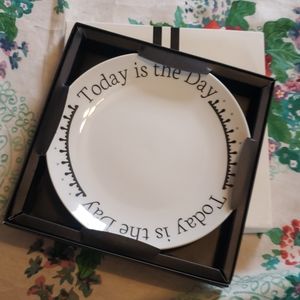 NIB | Cypress personalizable plate